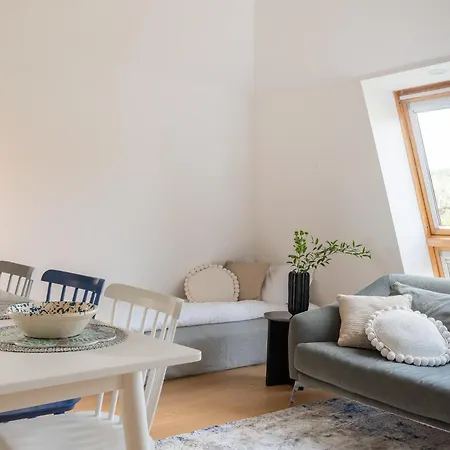 M16 - By Jwpm Apartman